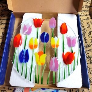 Fusions art glass tulip plate handcrafted